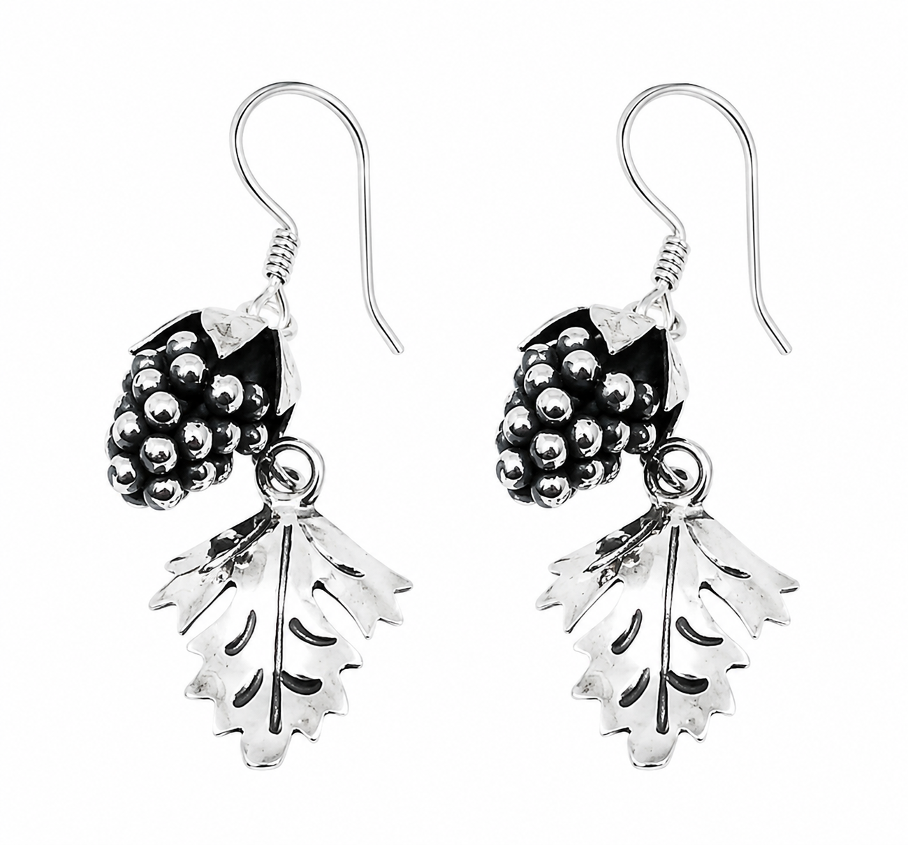 Aretes Racimo de Uvas en Plata Ley 925