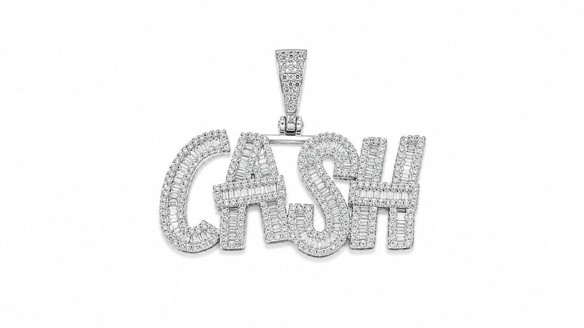 Dije “CASH” con Circonias – Brillo, Actitud y Estilo Urbano