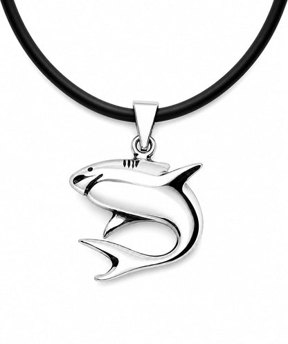 Dije Tiburón en Plata Ley 925 – Fuerza, Libertad y Determinación