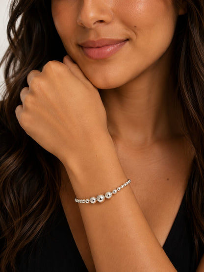 ✨ Pulsera de Bolitas en Disminución – Elegancia Clásica y Atemporal