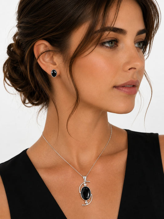 🖤 Set de Aretes y Dije con Ónix – Elegancia que Impone Presencia